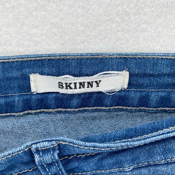 VGS Jeans Distressed Raw Hems Skinny Jean - Picture 5 of 16